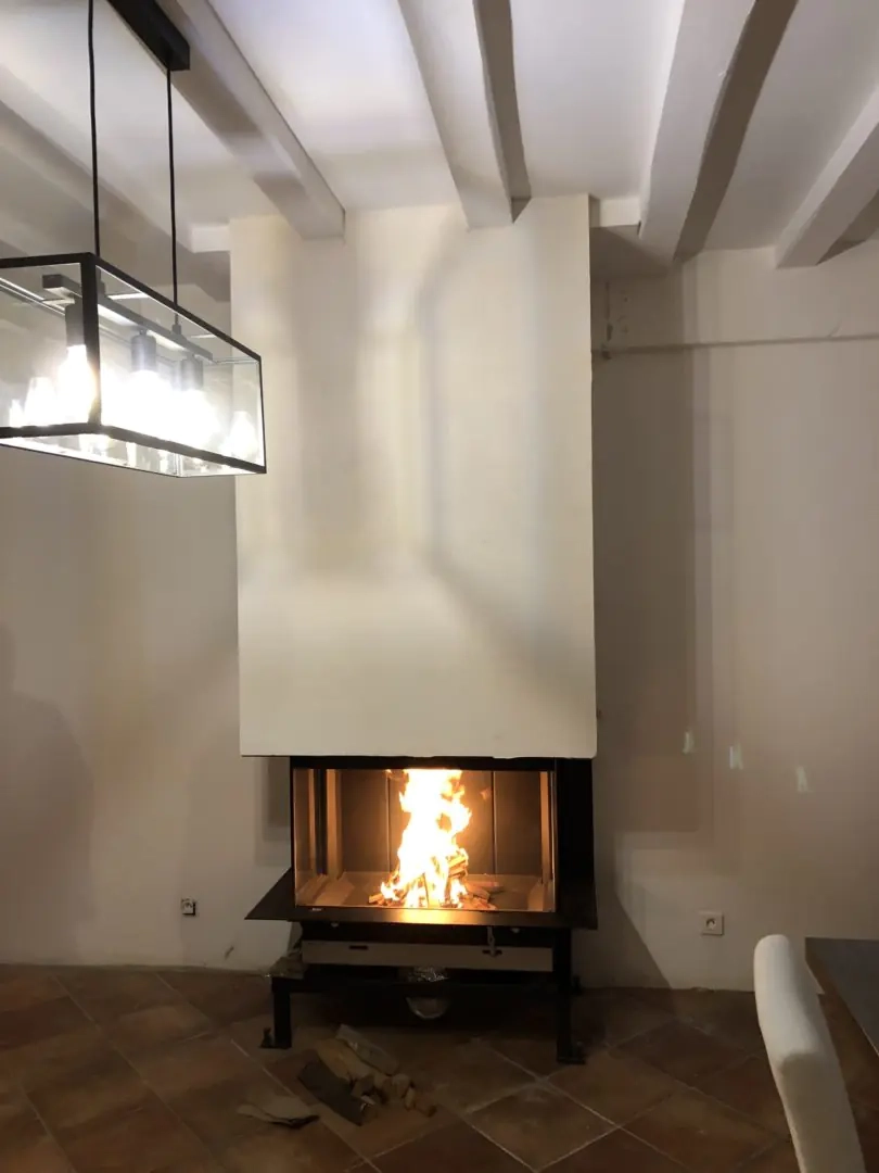Cheminée foyer fermé