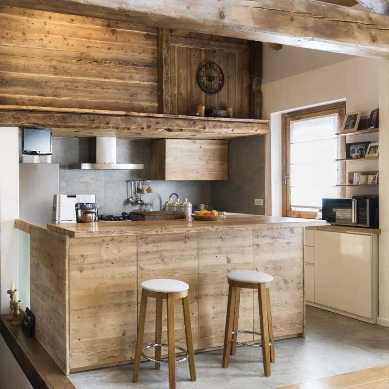 Cuisine cottage pour les amoureux du bois